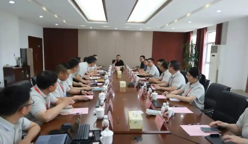 堅持創新引領，深耕高倍率鋰電賽道 柳江赴長虹三杰開展調研