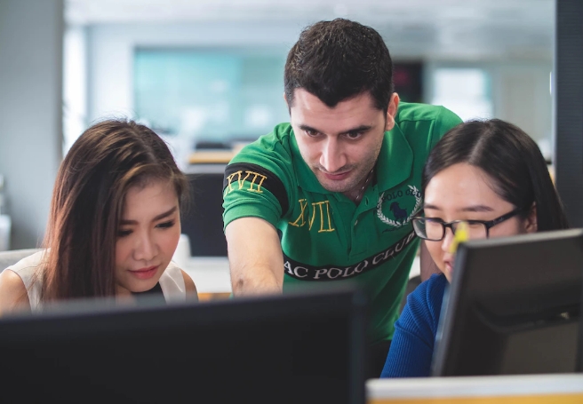 專業(yè)的同聲傳譯公司